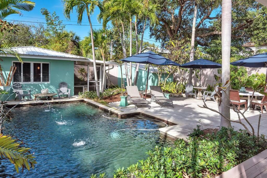 Charming Studio W Pool One Mile To Beach Pets Welcome Lake Worth Beach Extérieur photo