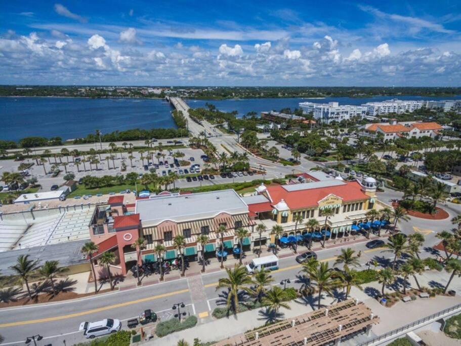 Charming Studio W Pool One Mile To Beach Pets Welcome Lake Worth Beach Extérieur photo